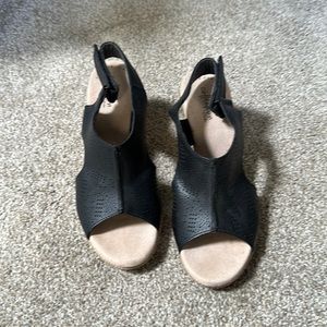 Black Clark sandals